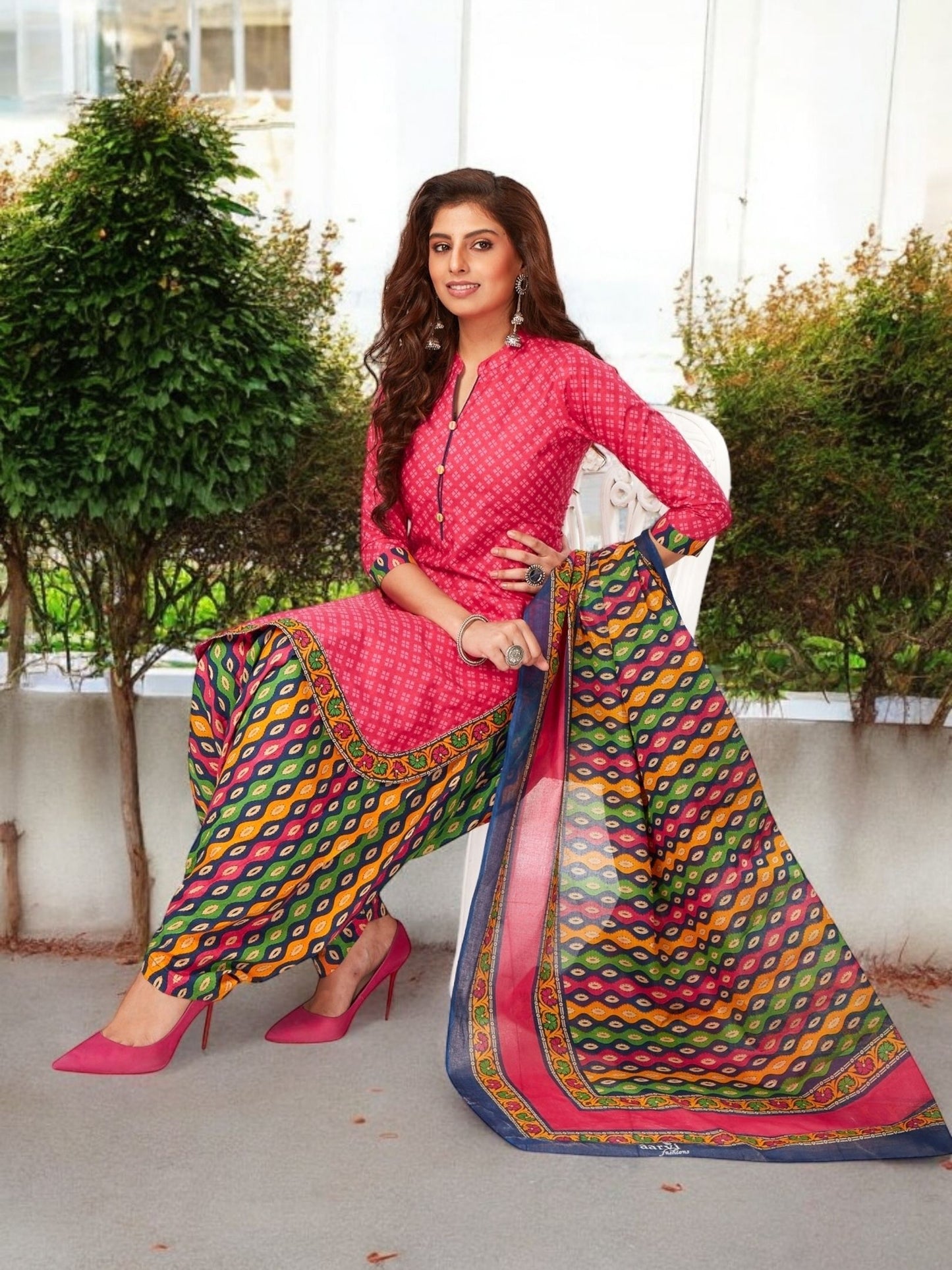 Pink Kurta, Patiala & Dupatta Set | Geometric Print