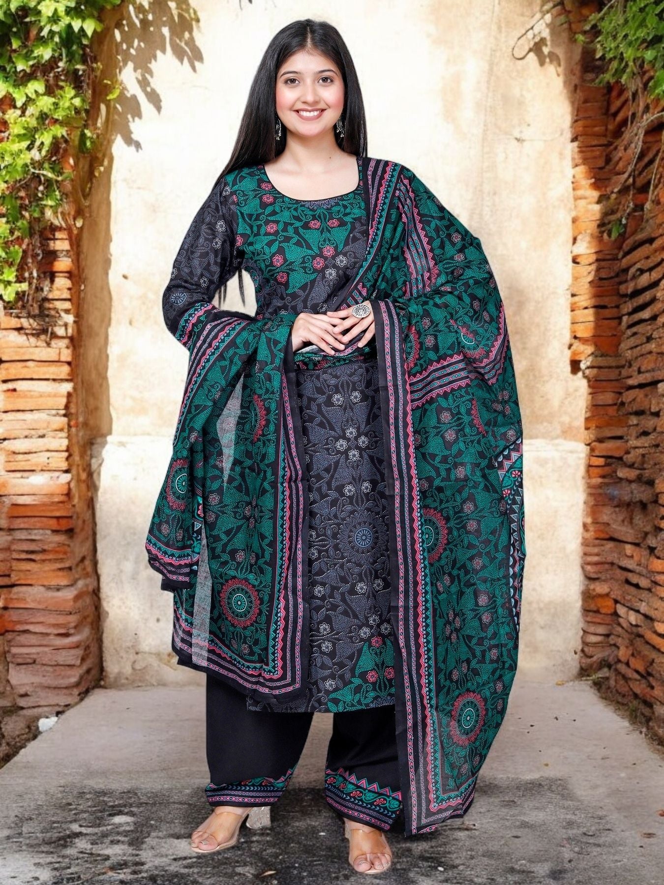 Black Kurta, Patiala & Dupatta Set | Printed
