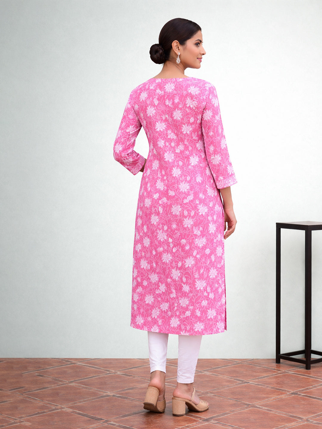 Pink Cotton Printed Kurti for Women