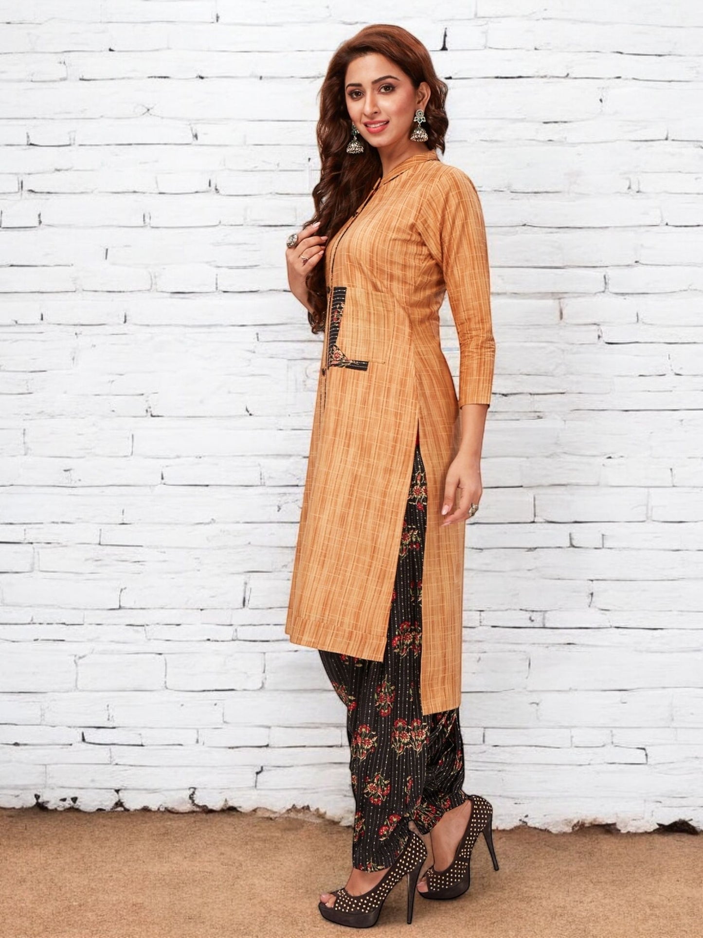Beige Kurta, Patiala & Dupatta Set | Self Design