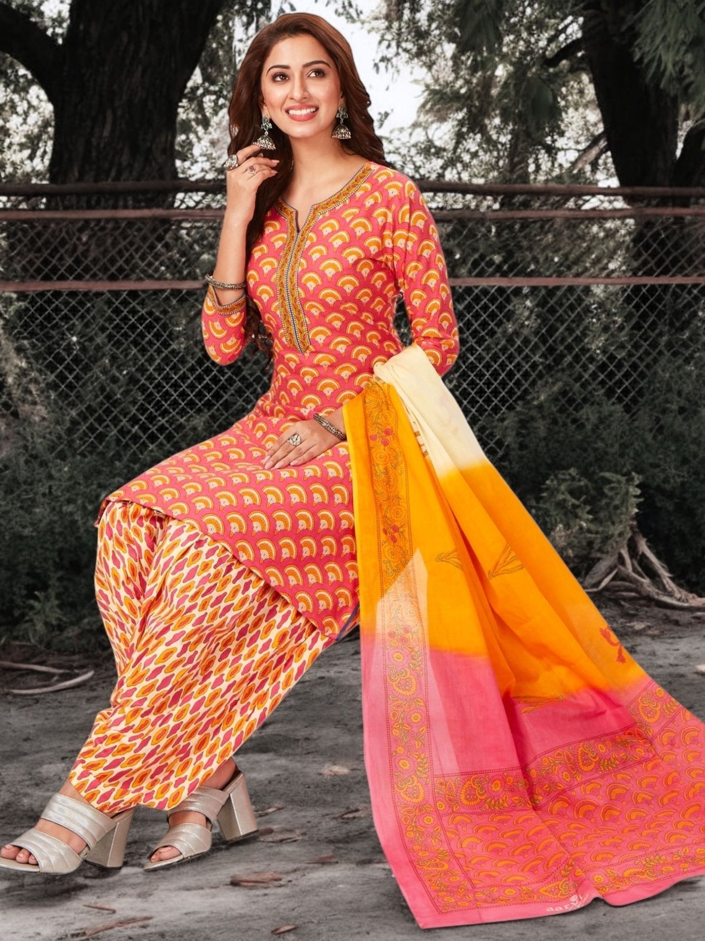 Pink Kurta, Patiala & Dupatta Set | Printed