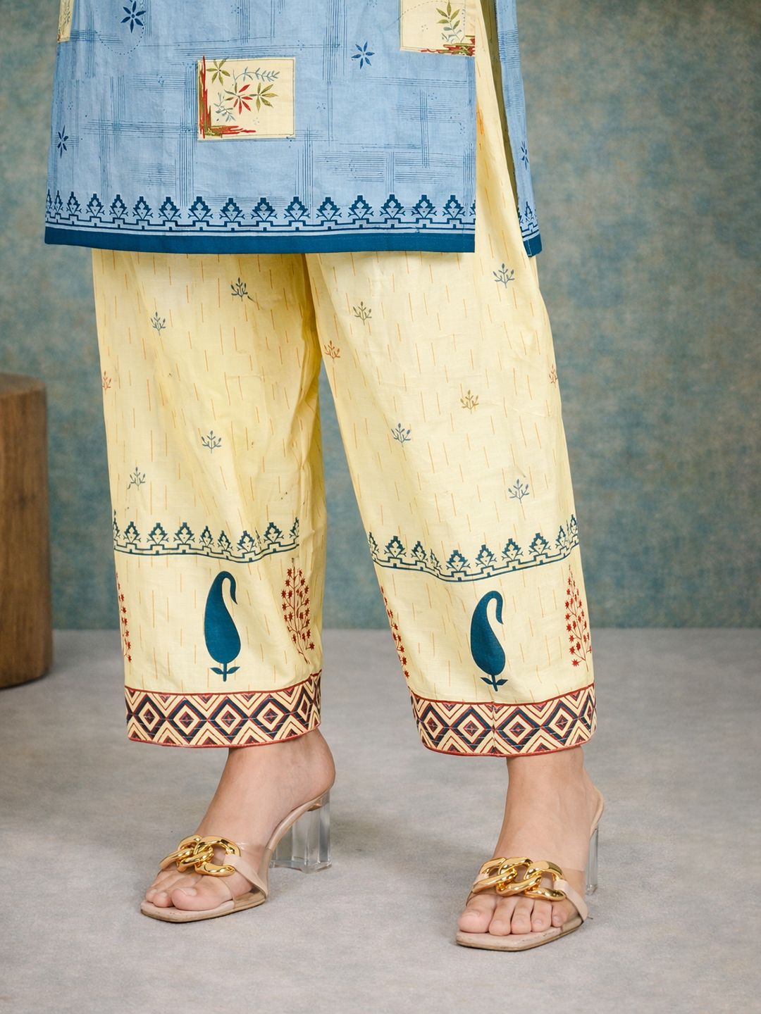Grey Kurta, Patiala & Dupatta Set | Geometric Print