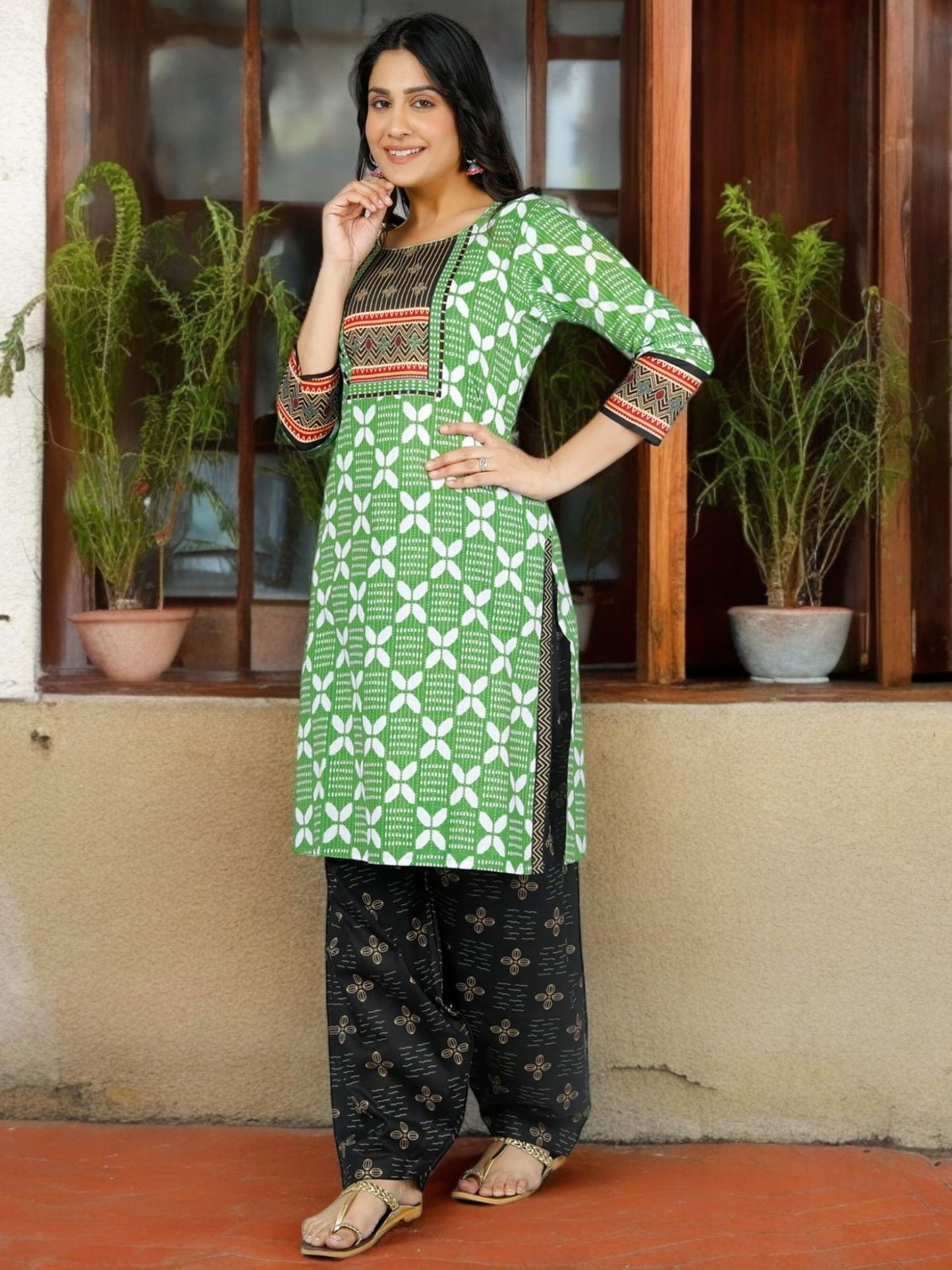 Green Kurta, Patiala & Dupatta Set | Geometric Print