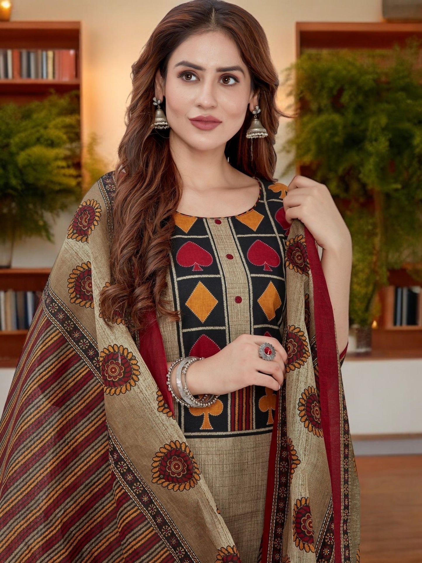 Beige Kurta, Patiala & Dupatta Set | Printed